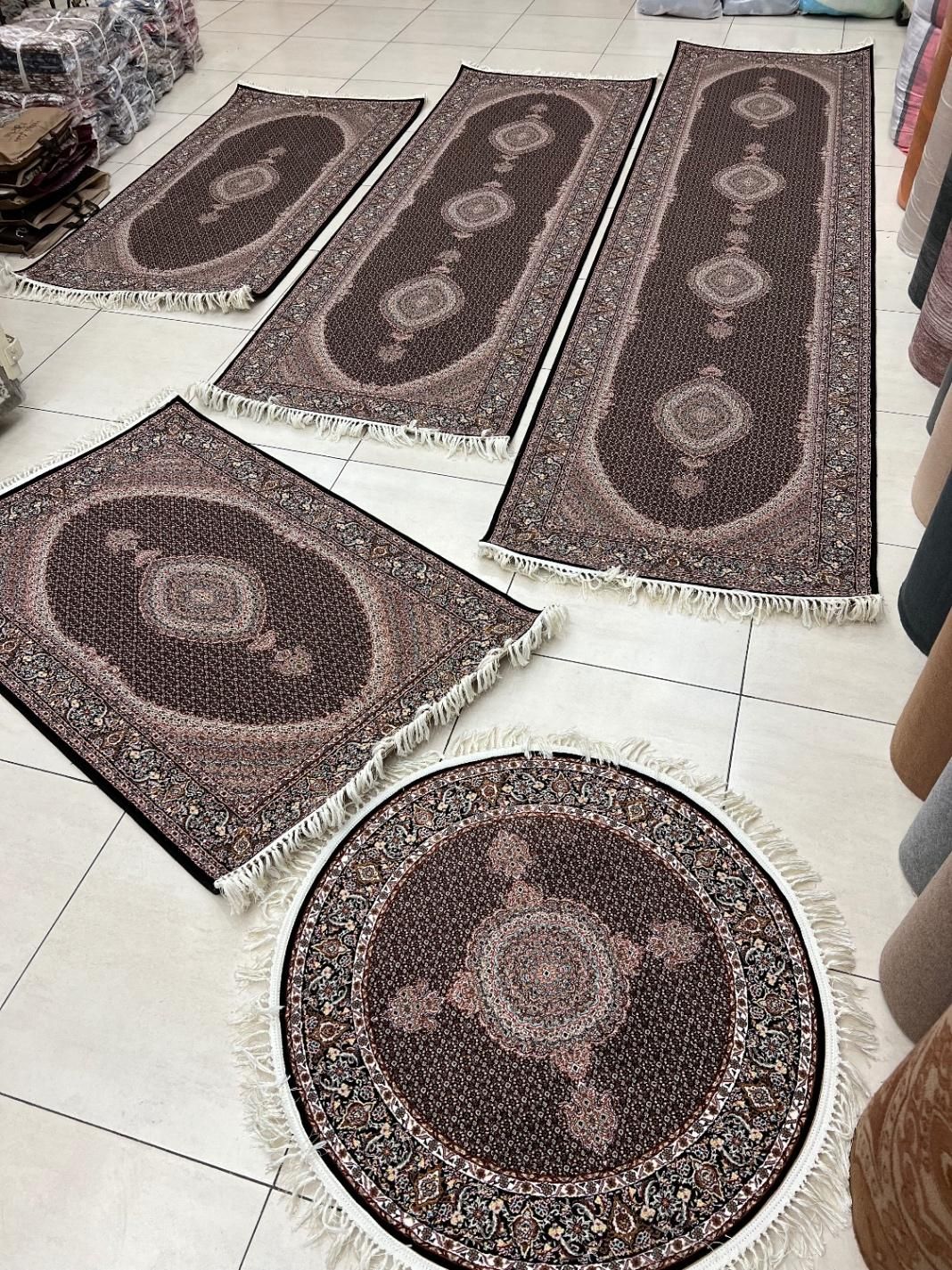 فرش ۴*۱ ماهی ( در ۱۸ طرح و رنگ دیگر )با پادری|فرش|تبریز, |دیوار