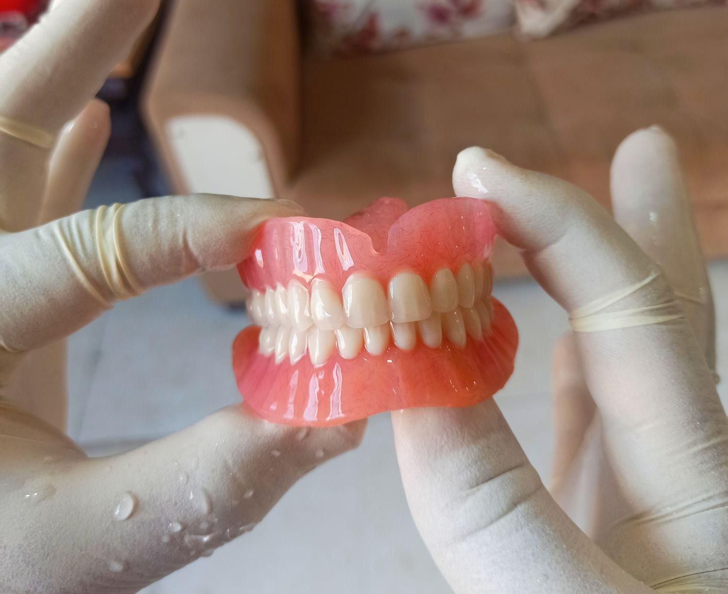 («دندانسازی زاهدی»)|خدمات آرایشگری و زیبایی|ارومیه, |دیوار