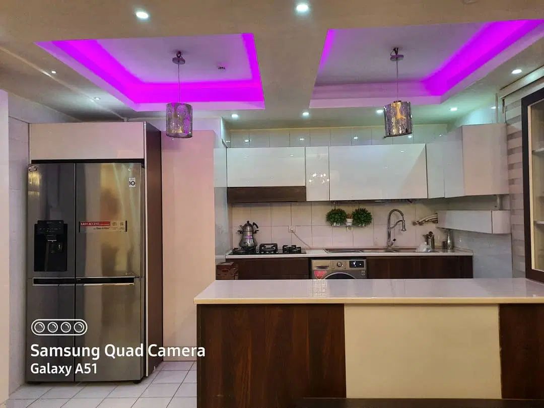 ۱۰۰ متر آپارتمان دو خواب ابتدای بهداری بر خیابان|اجارهٔ آپارتمان|کرمانشاه, |دیوار
