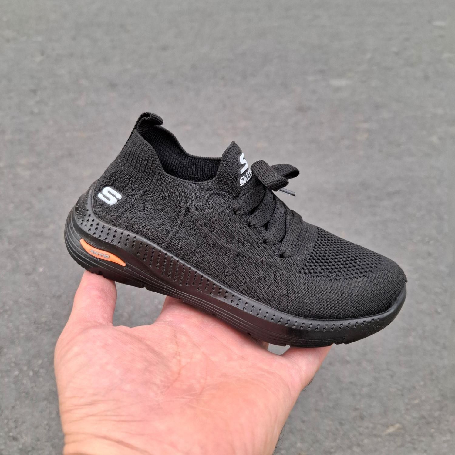 کتونی جورابی تزریق زنانه مردانه بچه گانه|کیف، کفش، کمربند|قم, شهرک مهدیه (مدرس)|دیوار