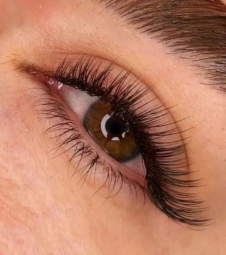 اکستنشن مژه و لیفت مژه و ابرو *تخفیف تابستونه*|خدمات آرایشگری و زیبایی|رشت, منظریه|دیوار