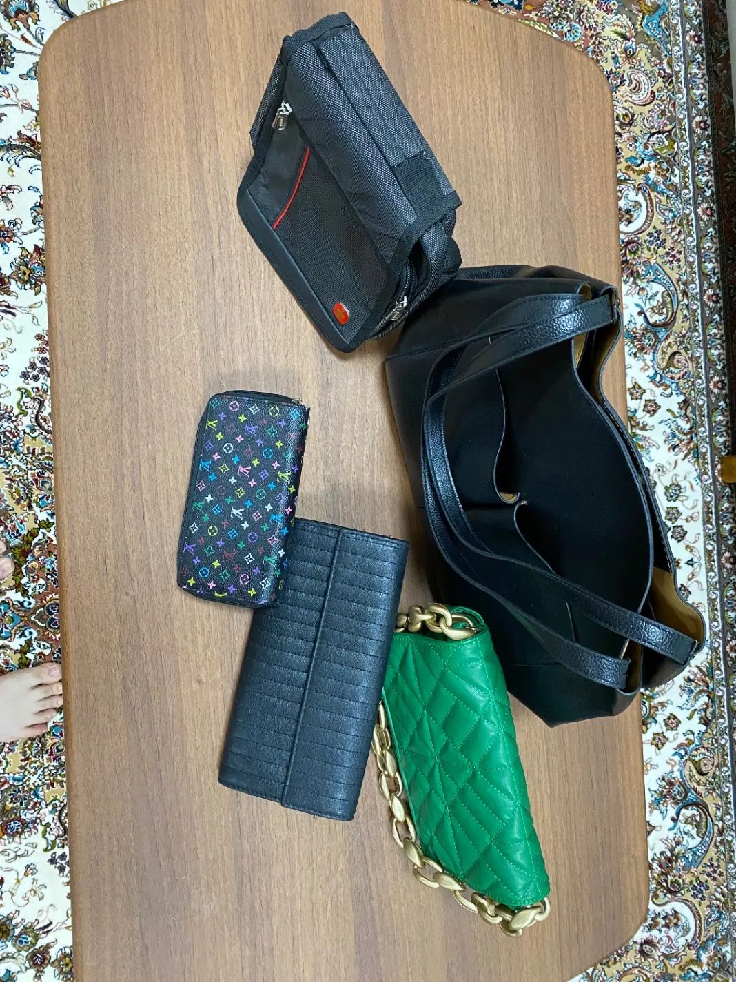 کیف نو|کیف، کفش، کمربند|لنگرود, |دیوار