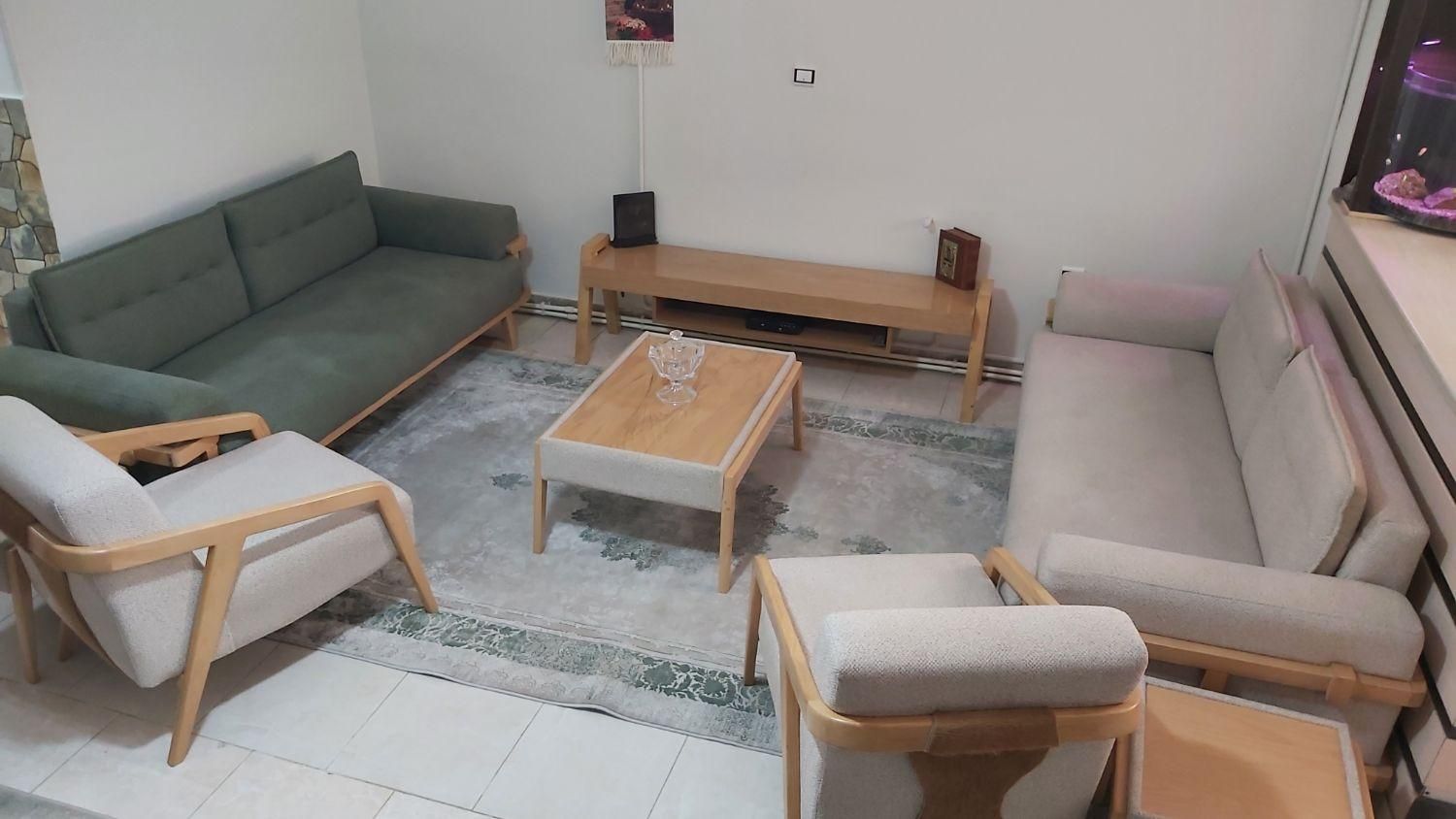 ست مبلمان 8 نفر به همراه میز نهار خوری  مدرن|مبلمان خانگی و میز عسلی|کرج, عظیمیه|دیوار