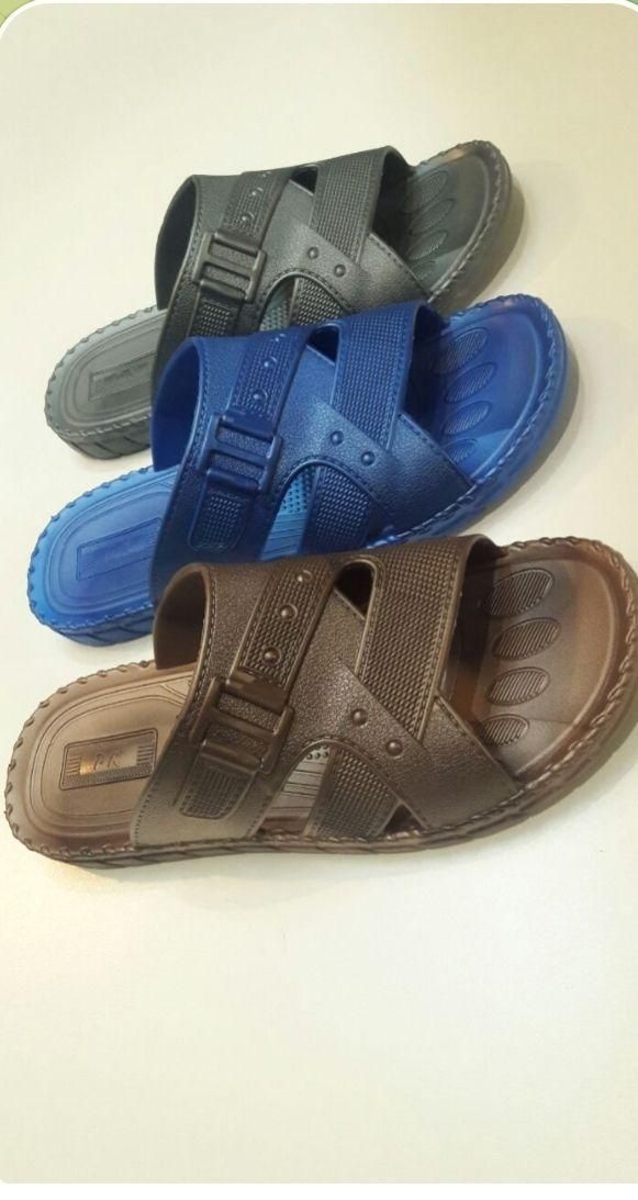 دمپایی کفش صندل روفرشی کتونی چکمه|کیف، کفش، کمربند|اراک, |دیوار