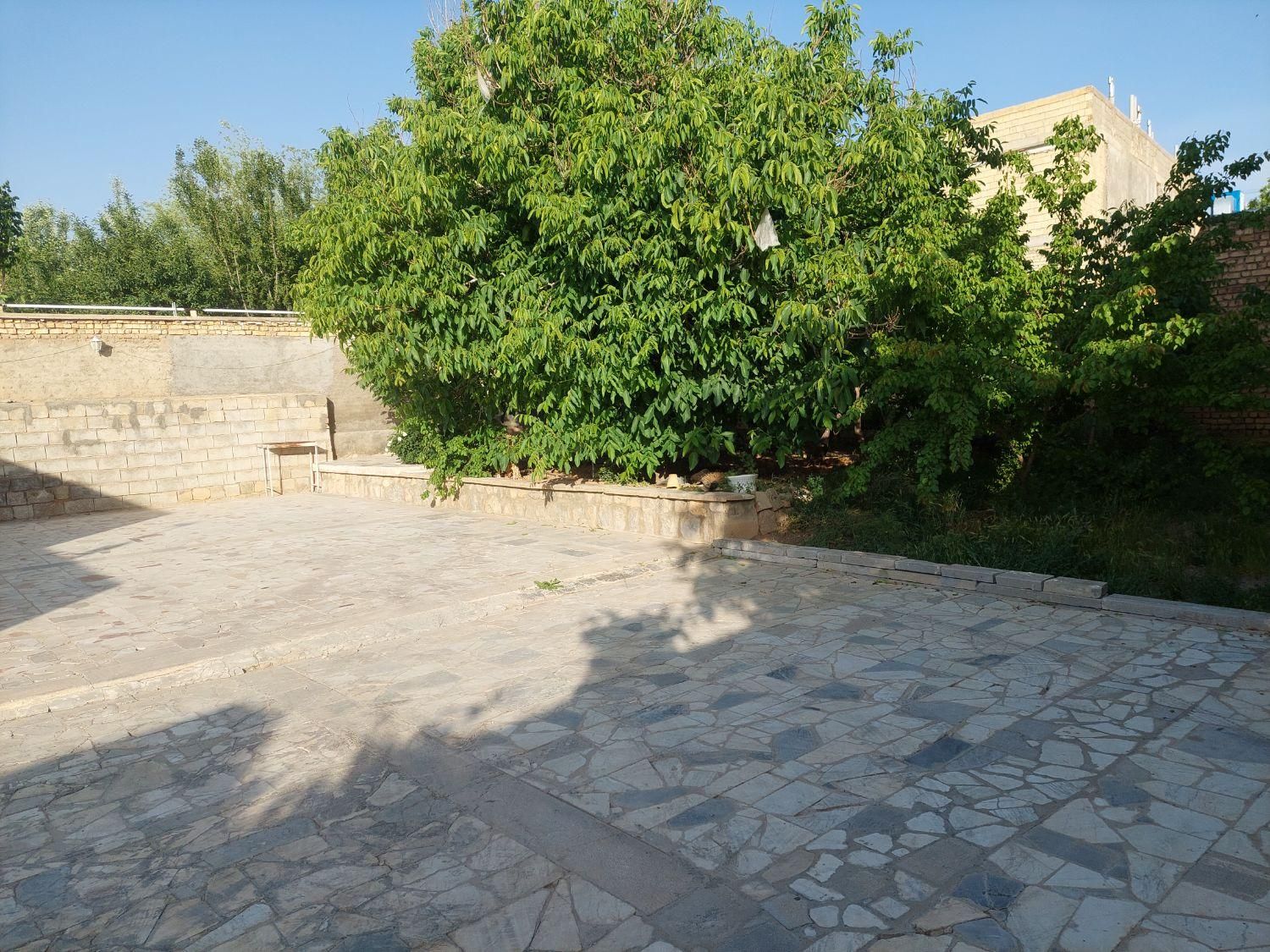 اجاره ویلا چادگان|اجارهٔ کوتاه‌مدت ویلا و باغ|چادگان, |دیوار