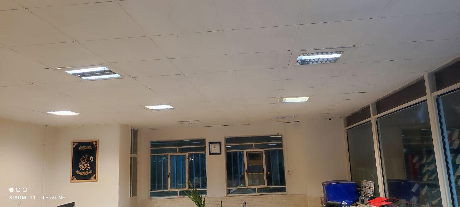 نقاشی ساختمان مدرن|خدمات پیشه و مهارت|آباده, |دیوار