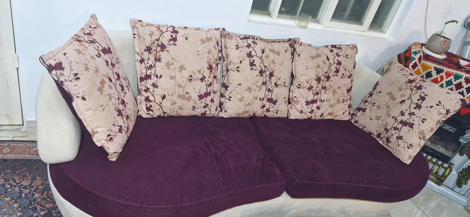 مبل راحتی در حد نو|مبلمان خانگی و میز عسلی|بوشهر, |دیوار