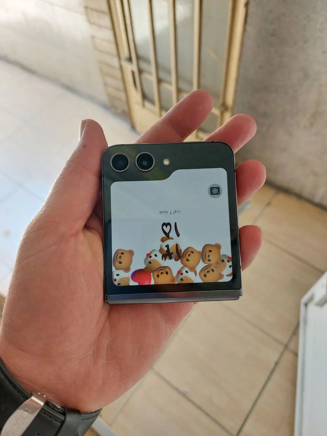 Galaxy z flip 5 256g|موبایل|اصفهان, احمدآباد|دیوار