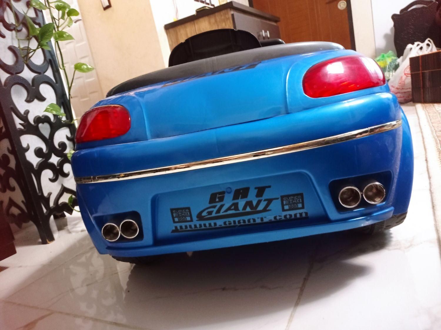 ماشین شارژی مناسب از یکسال تا ۷سال|اسباب‌بازی بچه|رشت, آب و برق|دیوار