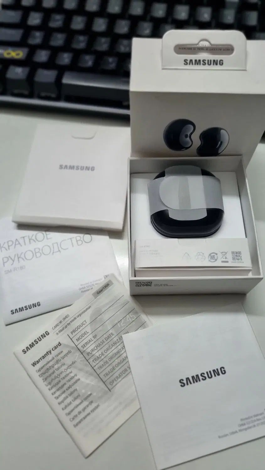 هنزفری بلوتوثی سامسونگ galaxy buds live|لوازم جانبی موبایل و تبلت|اصفهان, مسجد مصلی|دیوار