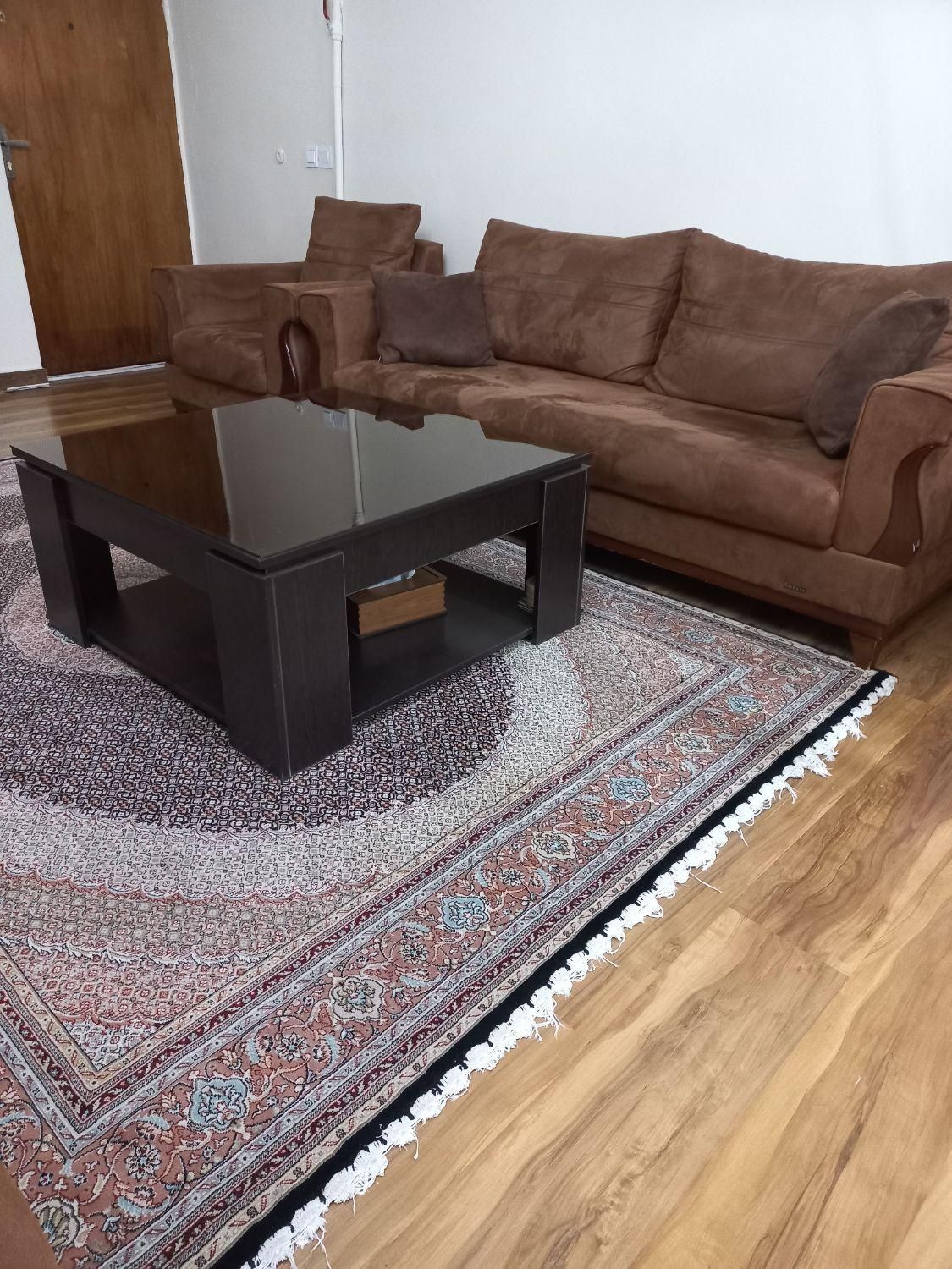 مبل ۸ نفره|مبلمان خانگی و میز عسلی|تهران, دانشگاه علم و صنعت|دیوار