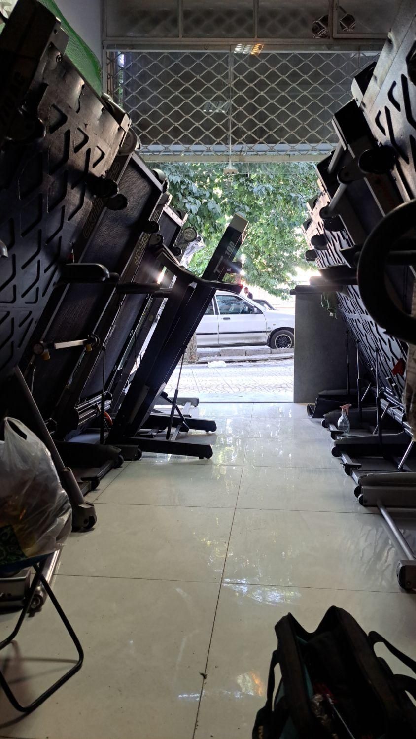 *تردمیل* فوق حرفه ای با ضمانت یکساله|تجهیزات ورزشی|سنندج, |دیوار