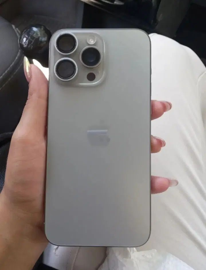 اپل iPhone 15 Pro Max با حافظهٔ ۲۵۶ گیگابایت|موبایل|رشت, شهرک صنعتی|دیوار