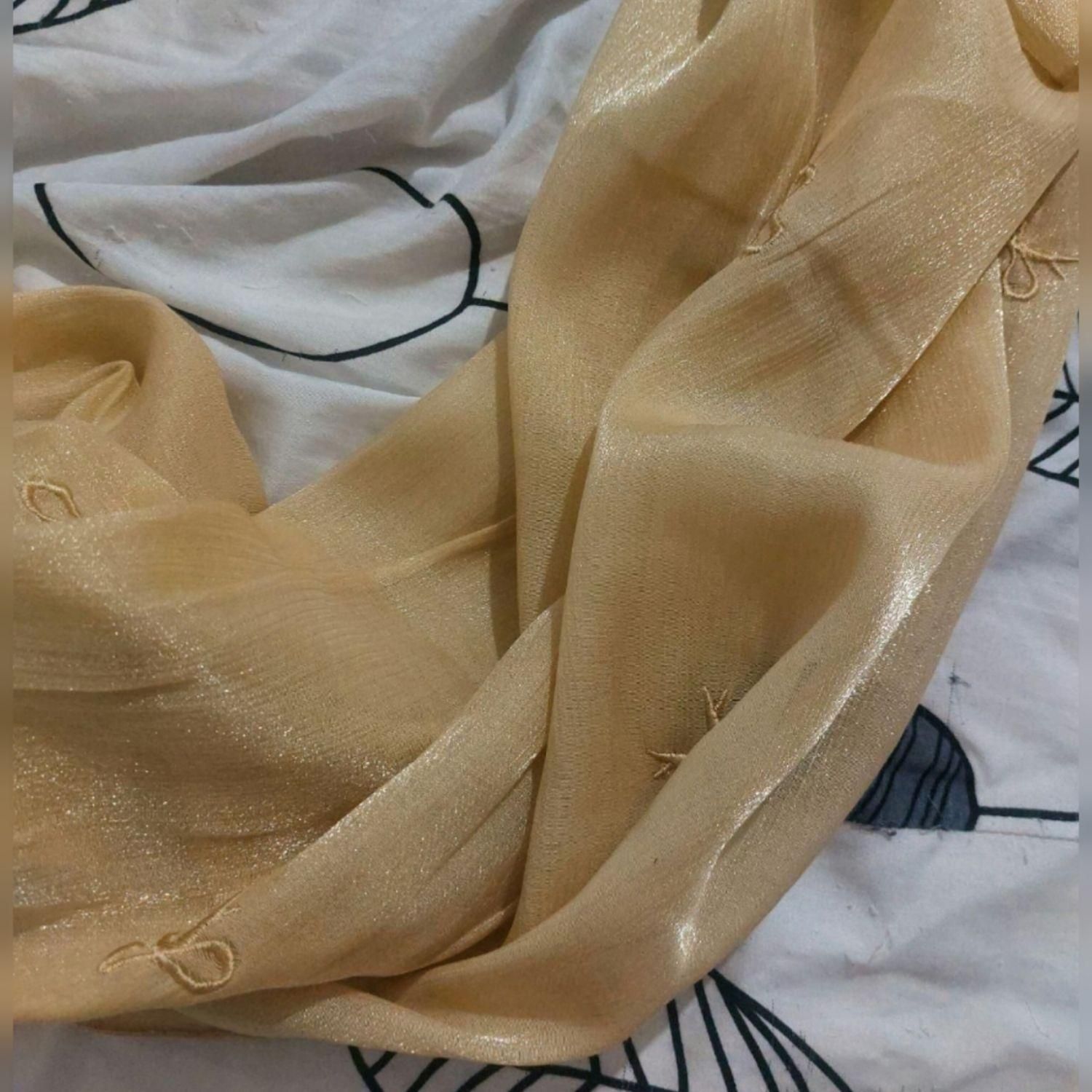 شال پاپیونی پرطرفدار|لباس|ساری, |دیوار