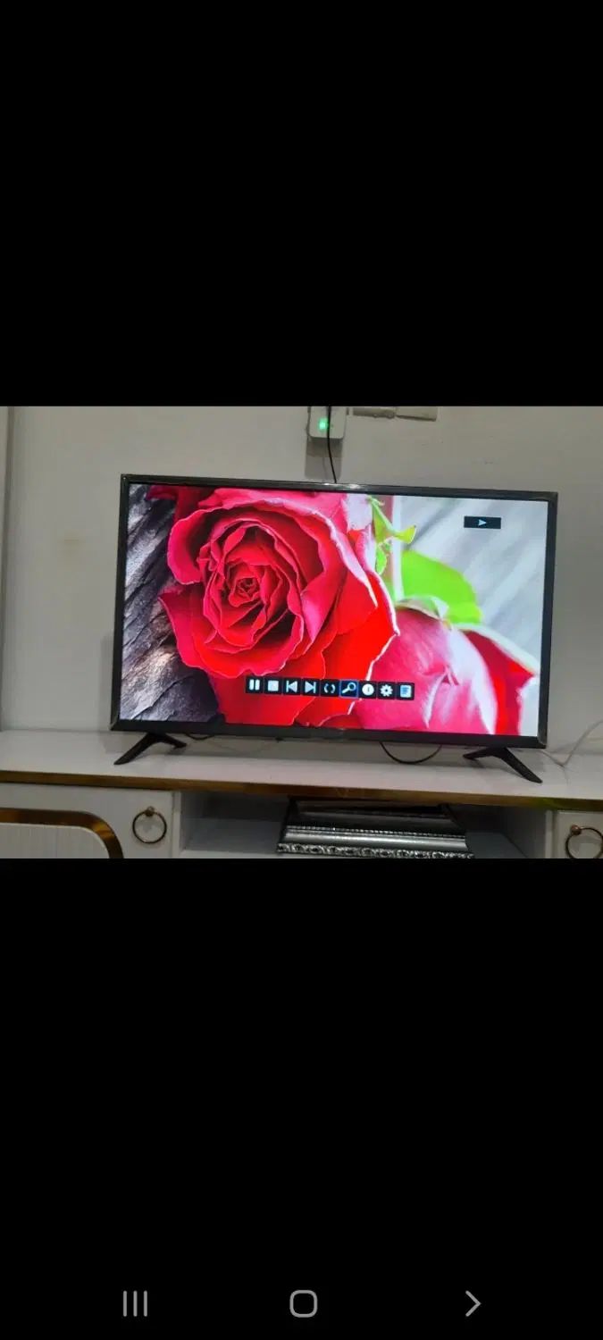 ال ای دی ۳۲ دیجیتال سر خود|تلویزیون و پروژکتور|مشهد, توس (بلوار توس)|دیوار