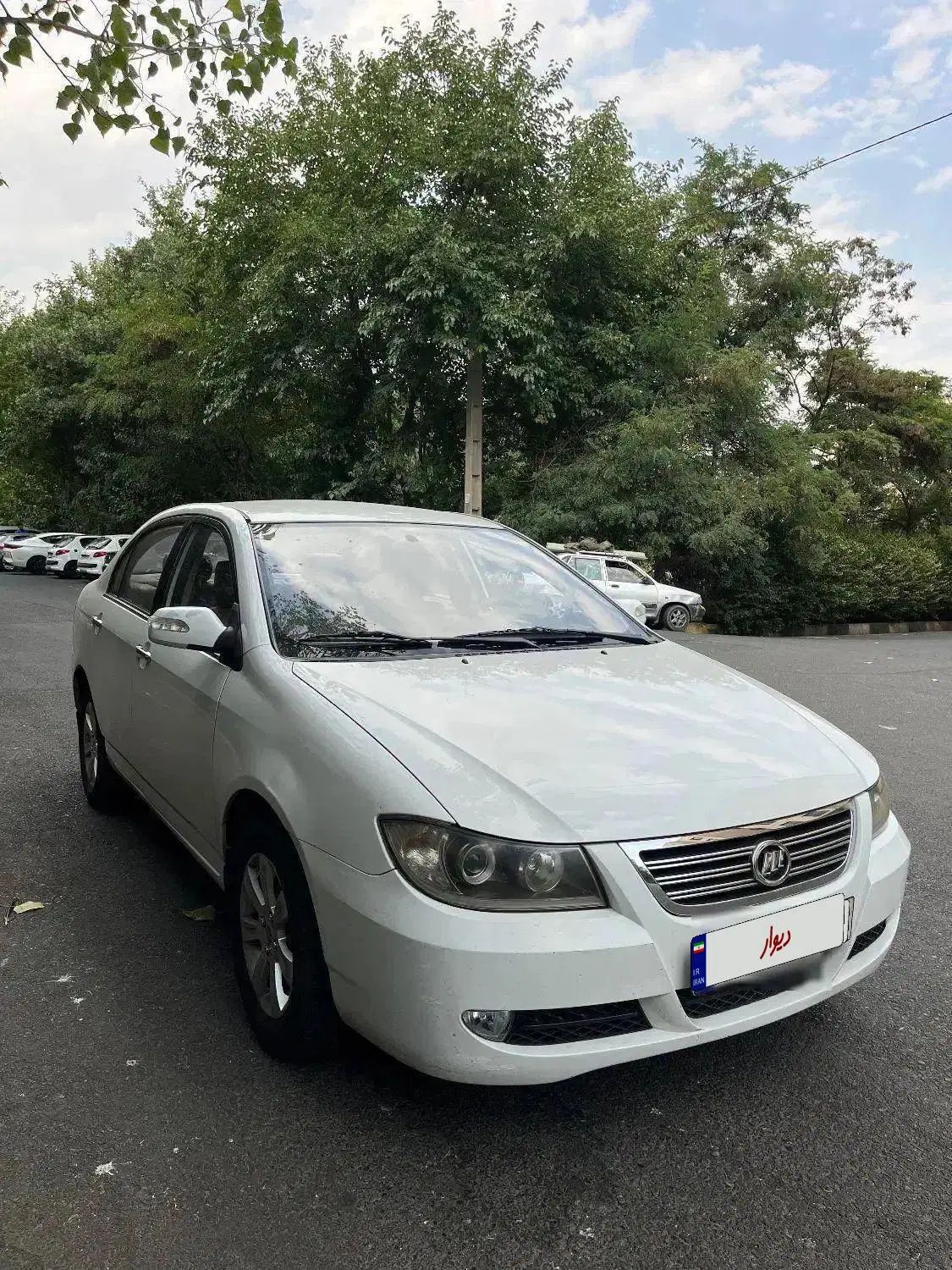 فوق العاده تمیز بی رنگ LIFAN 620|خودرو سواری و وانت|تهران, اقدسیه|دیوار