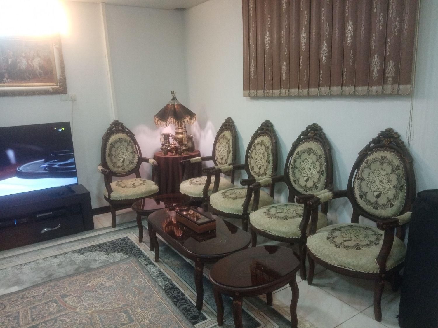 مبلمان ۹نفره|مبلمان خانگی و میز عسلی|اصفهان, دستگرده|دیوار