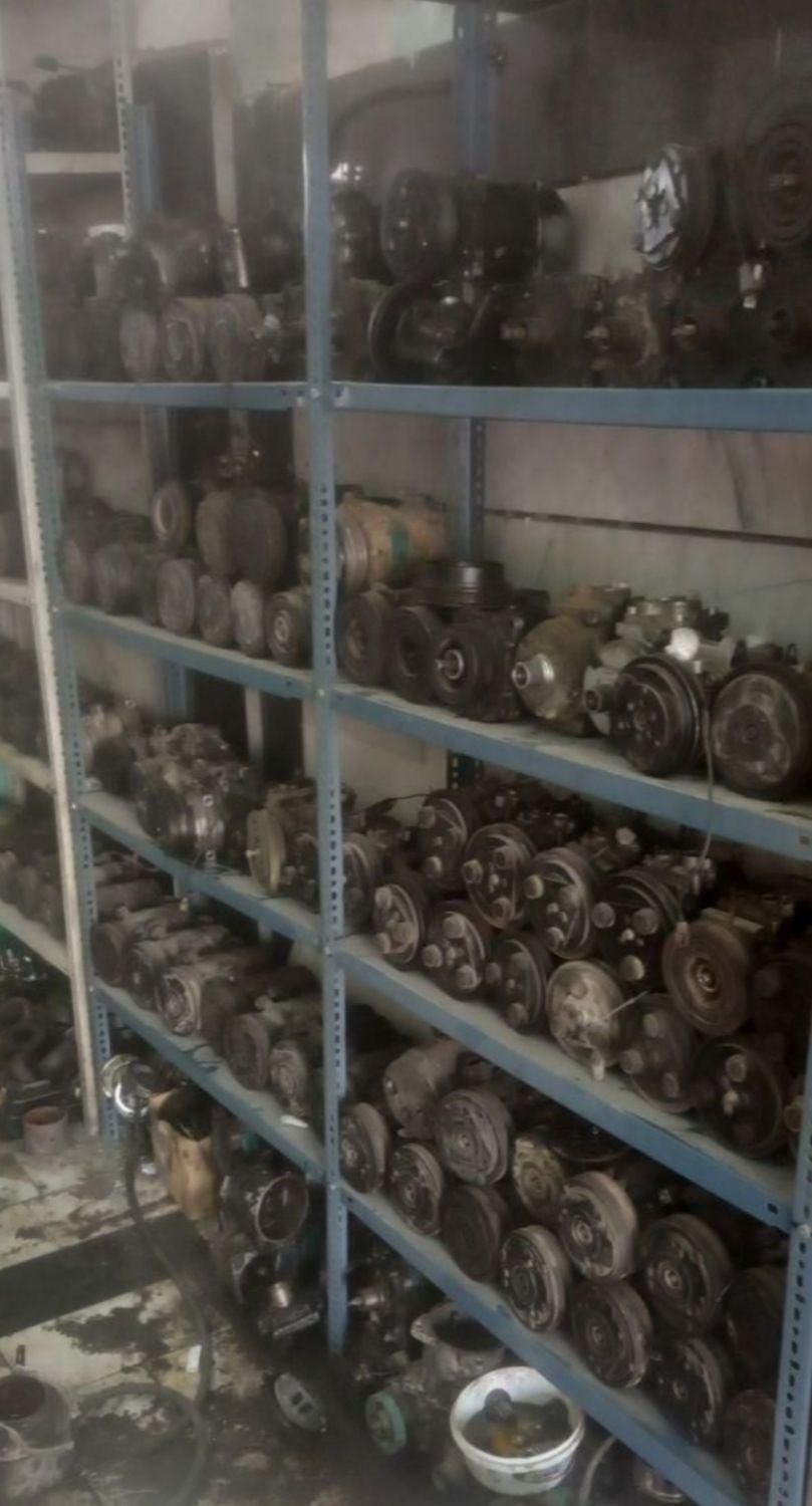 لوازم استوک ماشین صفرتاصد موتورگیربکس بدنه|قطعات یدکی و لوازم جانبی|نجف‌آباد, نجف‌آباد|دیوار