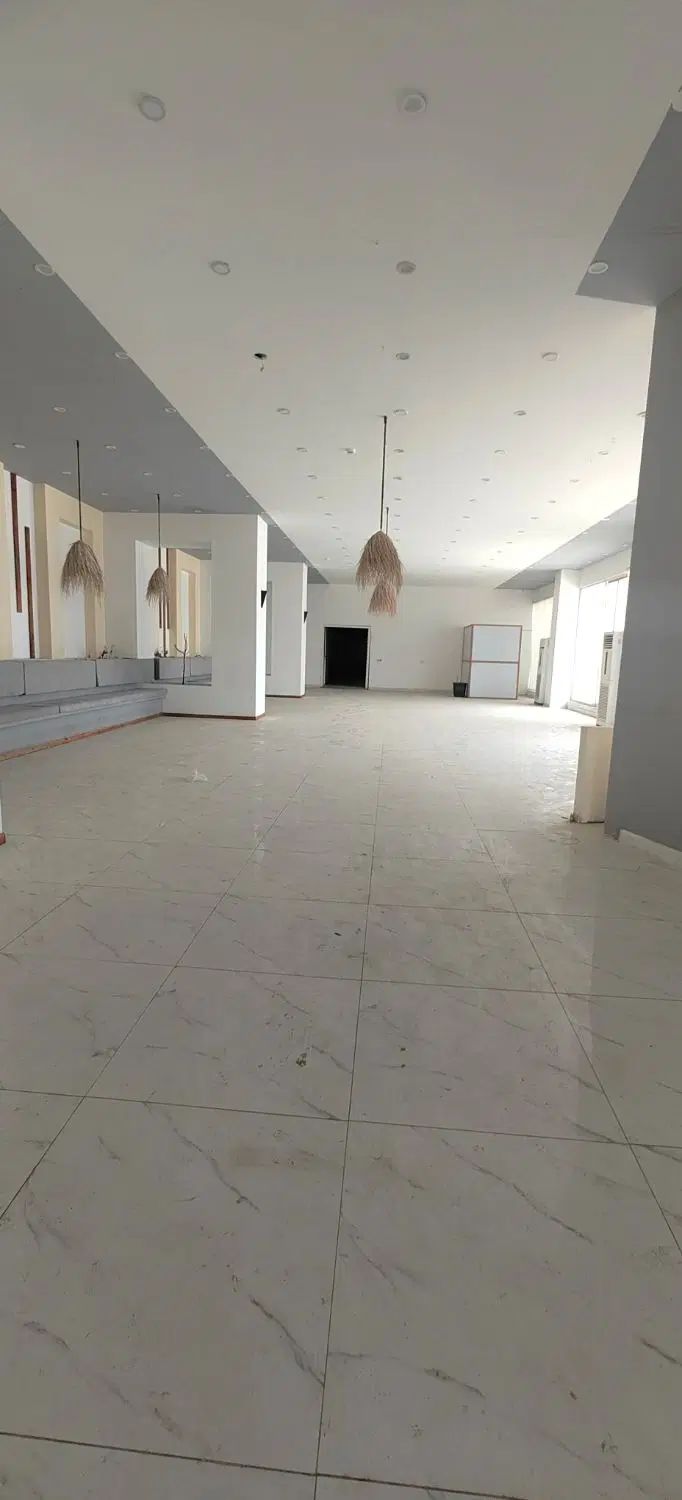 رهن اجاره 700 متر  در قلب جزیره / مشاغل مختلف|اجارهٔ دفتر کار، اتاق اداری، مطب|کیش, |دیوار