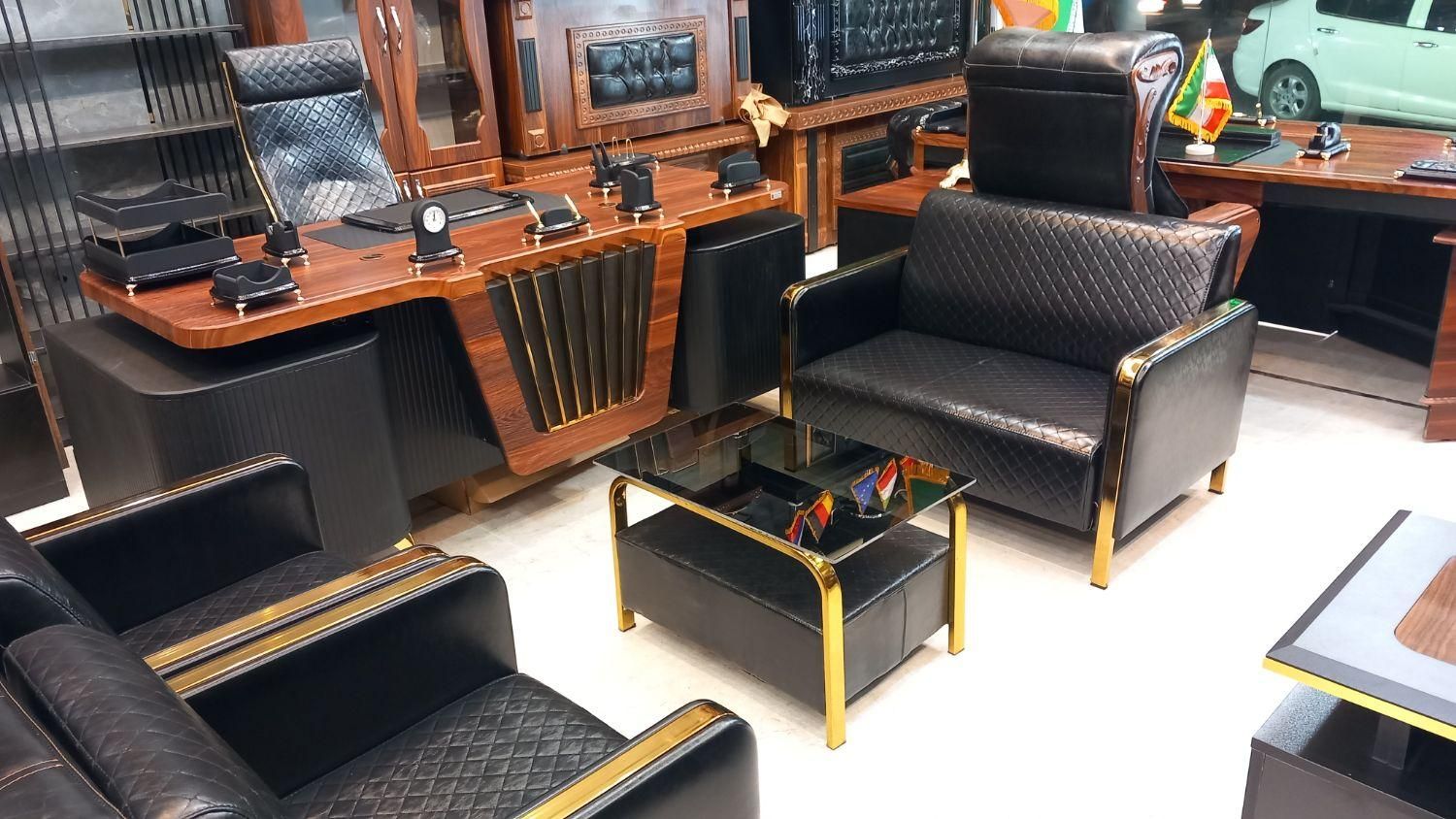 میز مدیریت ماک. صندلی مدیریت .کتابخونه|مبلمان اداری|صفادشت, |دیوار