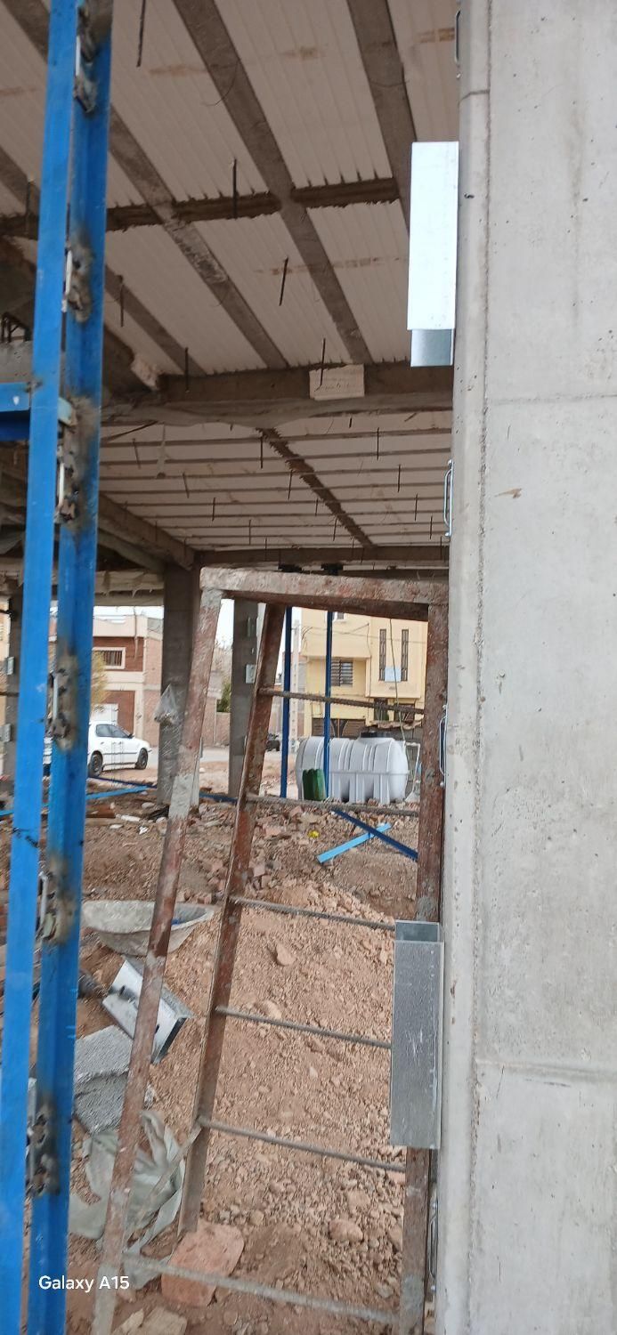 اجرای جوشکاری والپست ناودانی منقطع گیره|خدمات پیشه و مهارت|کرمان, |دیوار