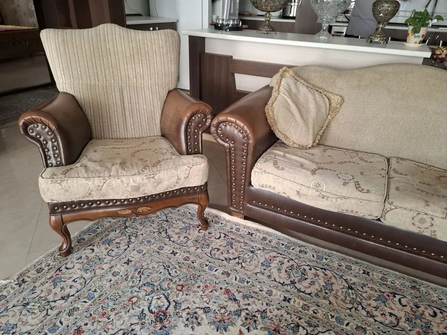 مبل راحتی|مبلمان خانگی و میز عسلی|اصفهان, شهرستان|دیوار