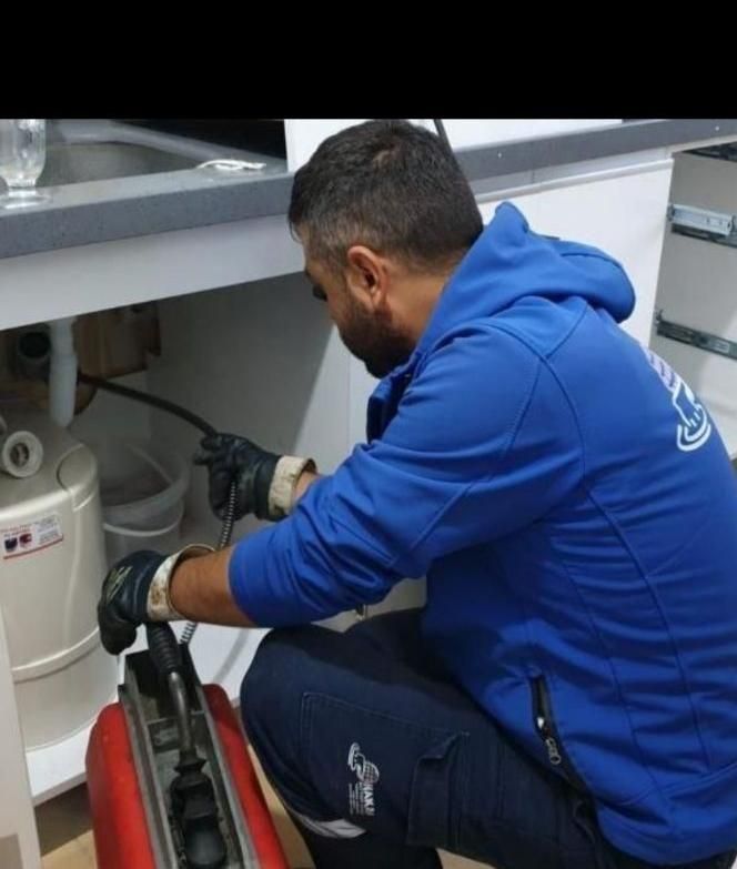 لوله بازکنی فنرزن فنربرقی چاه کل صدرا ۲۴س/تضمین|خدمات پیشه و مهارت|صدرا-فارس, فاز ۱|دیوار