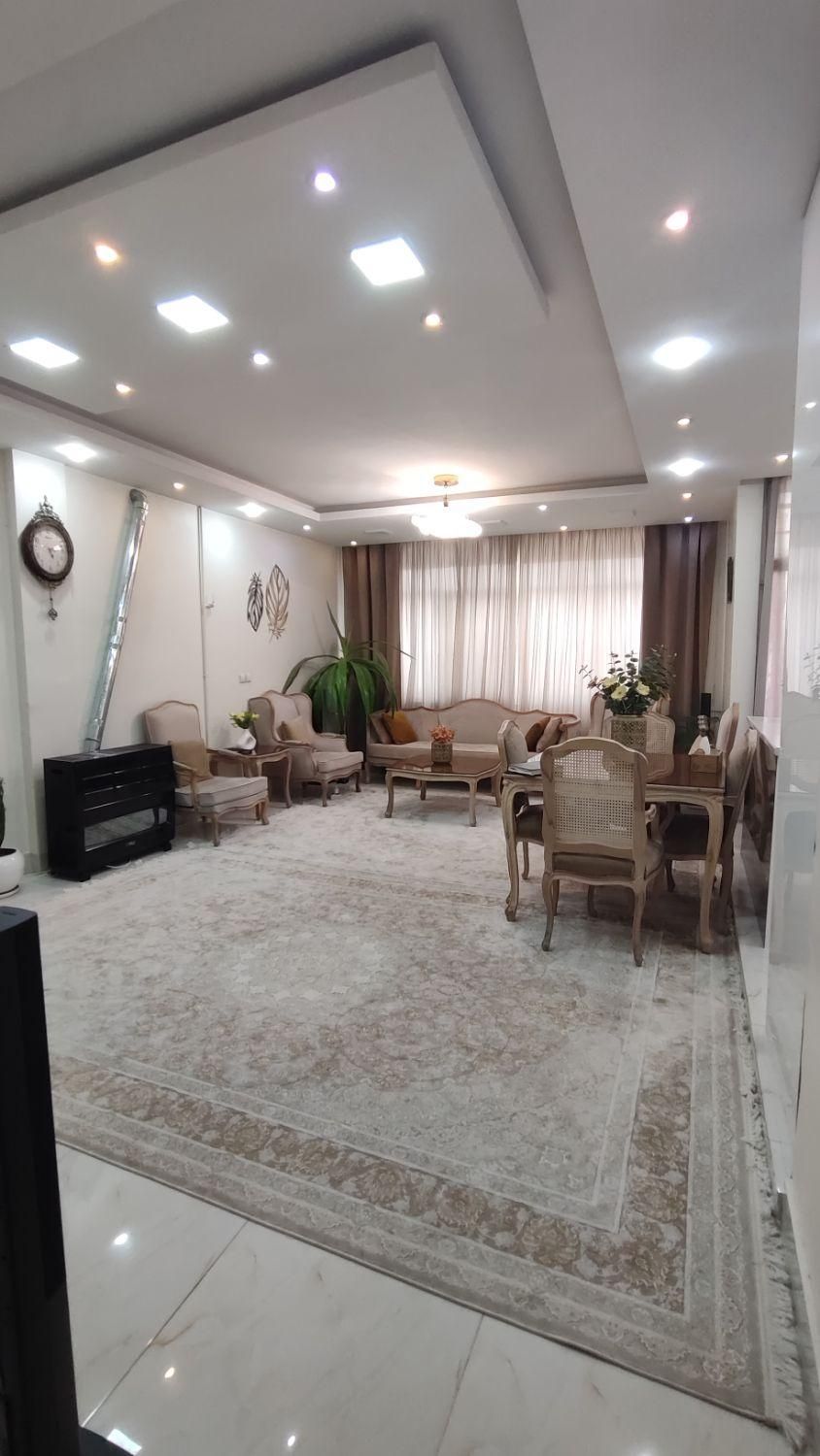 فردوسی/ 102 متر/3 خواب/بازسازی/دو کله نور|فروش آپارتمان|شاهین‌شهر, فردوسی|دیوار