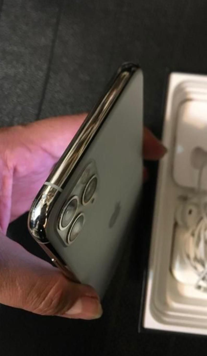iPhone 11 Pro حافظه ۵۱۲|موبایل|اصفهان, شفق|دیوار