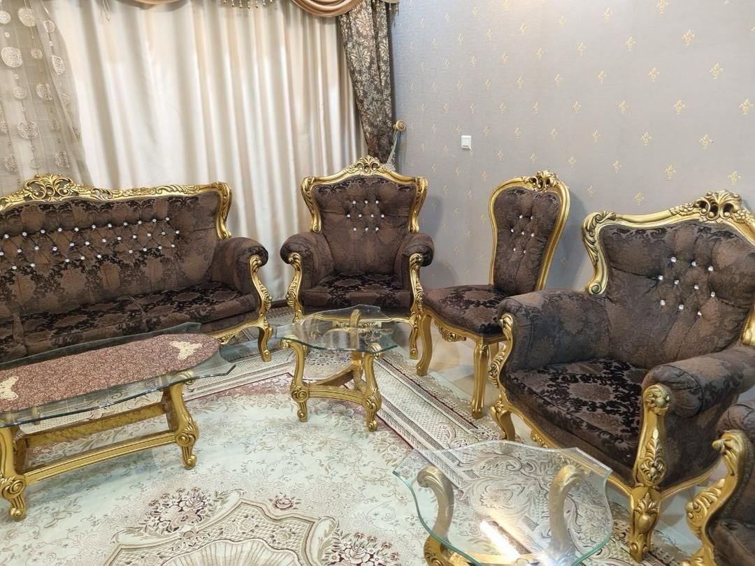 مبلمان سلطنتی فر‌وش فوری|مبلمان خانگی و میز عسلی|تهران, آجودانیه|دیوار