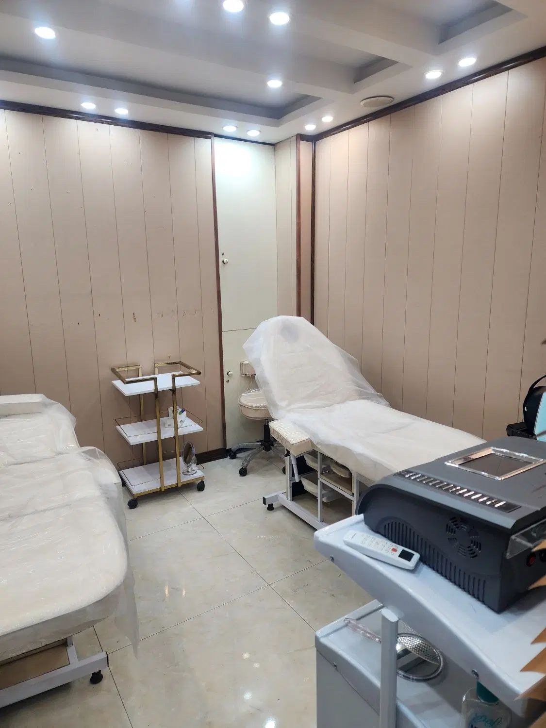 اجاره کلینیک زیبایی مبله وشیک|اجارهٔ دفتر کار، اتاق اداری، مطب|تهران, فردوس|دیوار