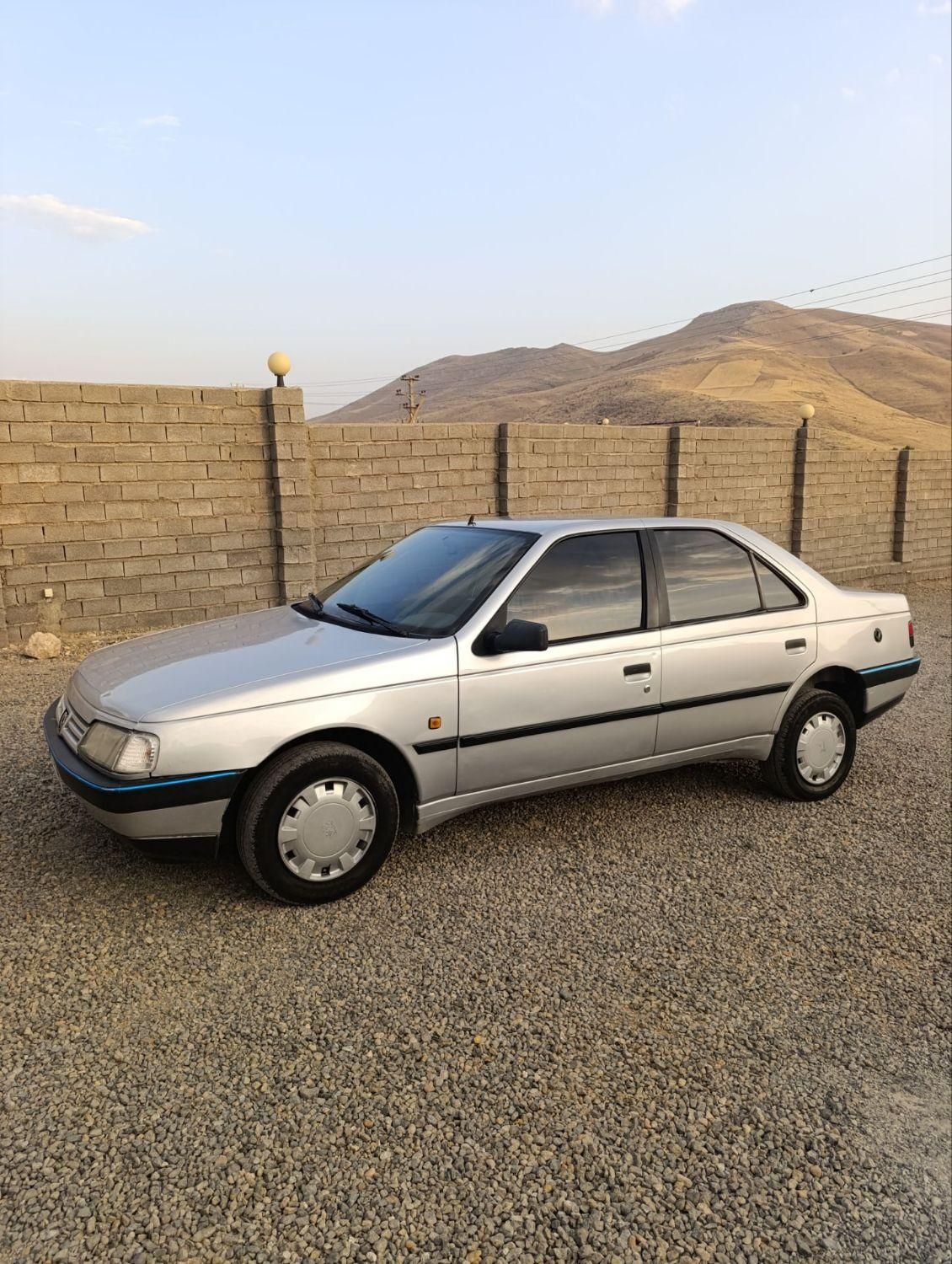 پژو 405 GL - دوگانه سوز CNG، مدل ۱۳۶۹|خودرو سواری و وانت|سقز, |دیوار