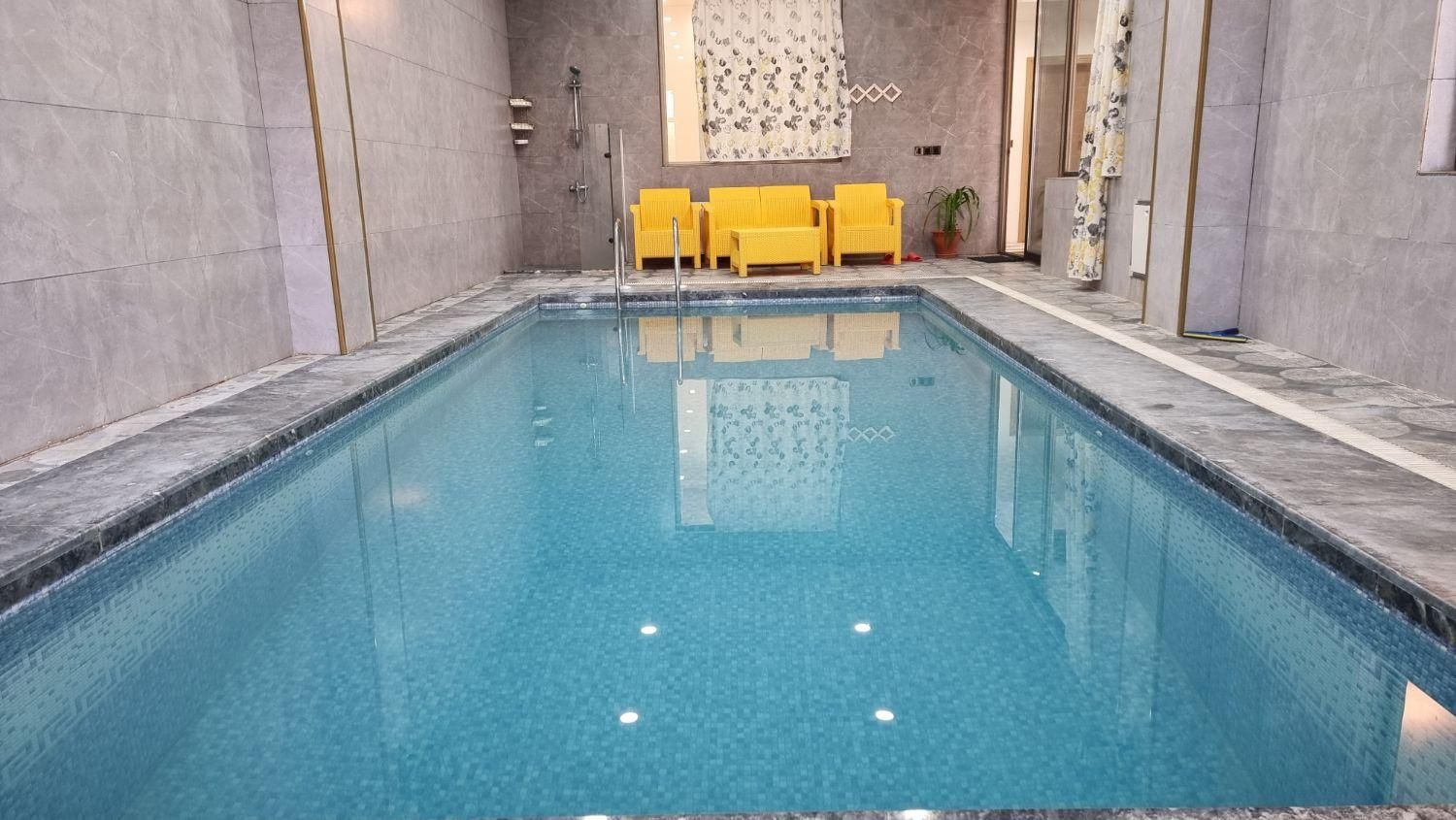 اجاره ویلا استخرسرپوشیده اصفهانک|اجارهٔ کوتاهمدت ویلا و باغ|اصفهان, دنارت|دیوار