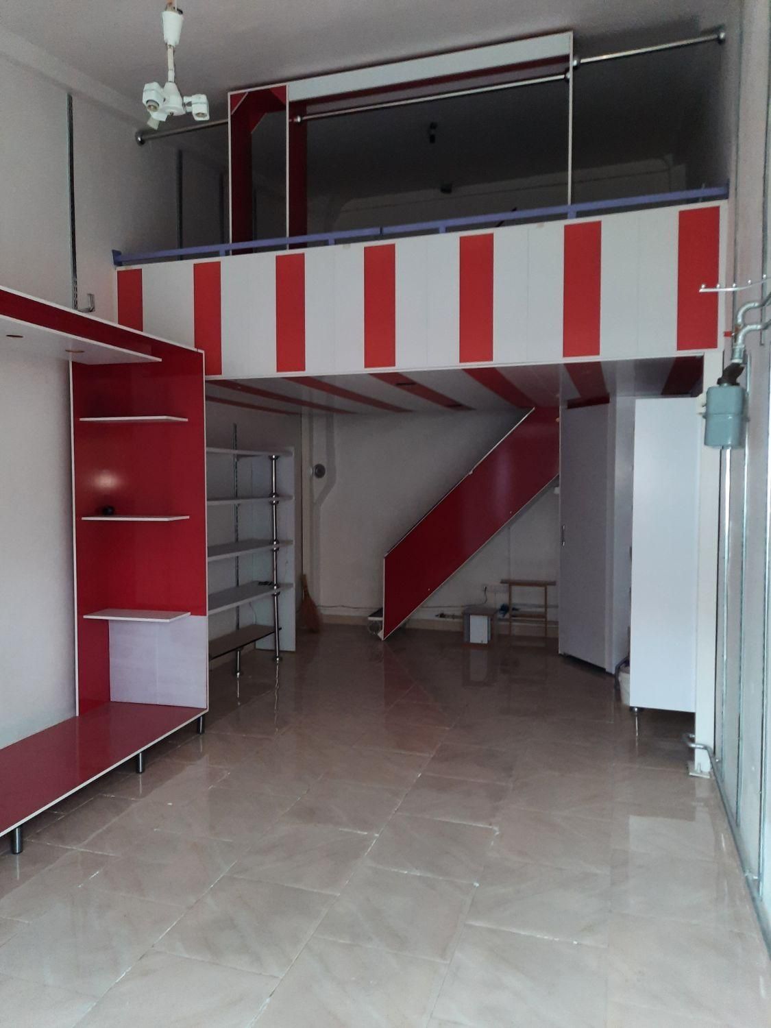 فروش مغازه ۳۰ متری در بازارچه یا معاوضه با خودرو|فروش مغازه و غرفه|ماکو, |دیوار