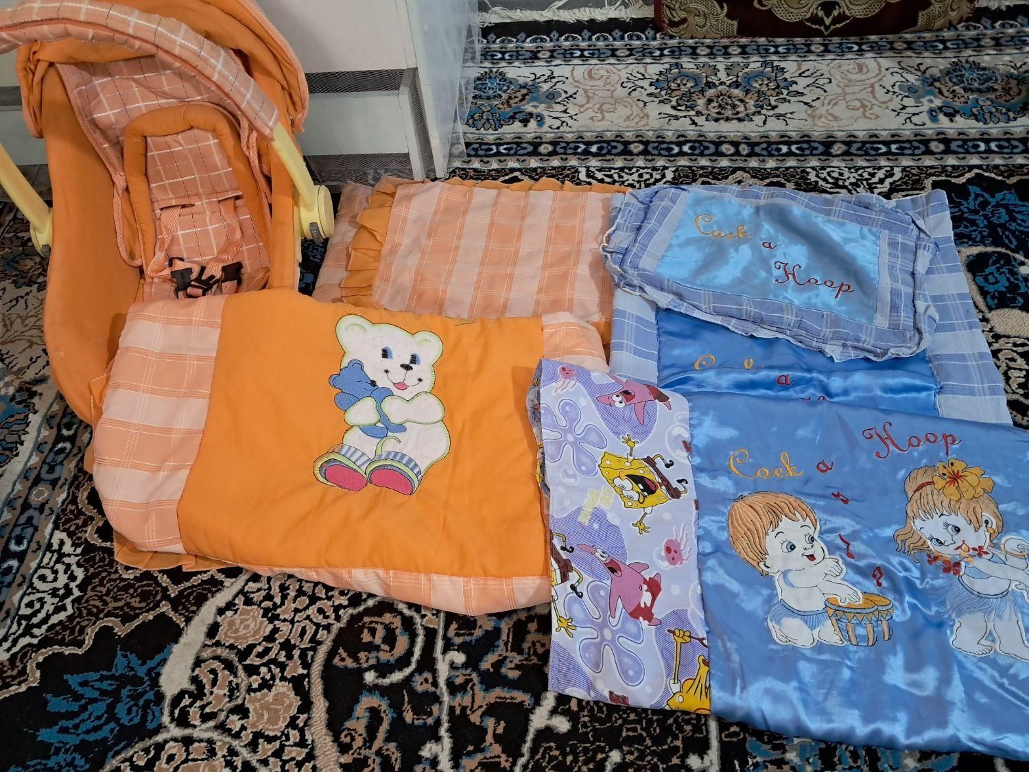 مقداری وسایل نوزاد درحدنو|اسباب و اثاث بچه|کاشان, پشت شهربانی|دیوار