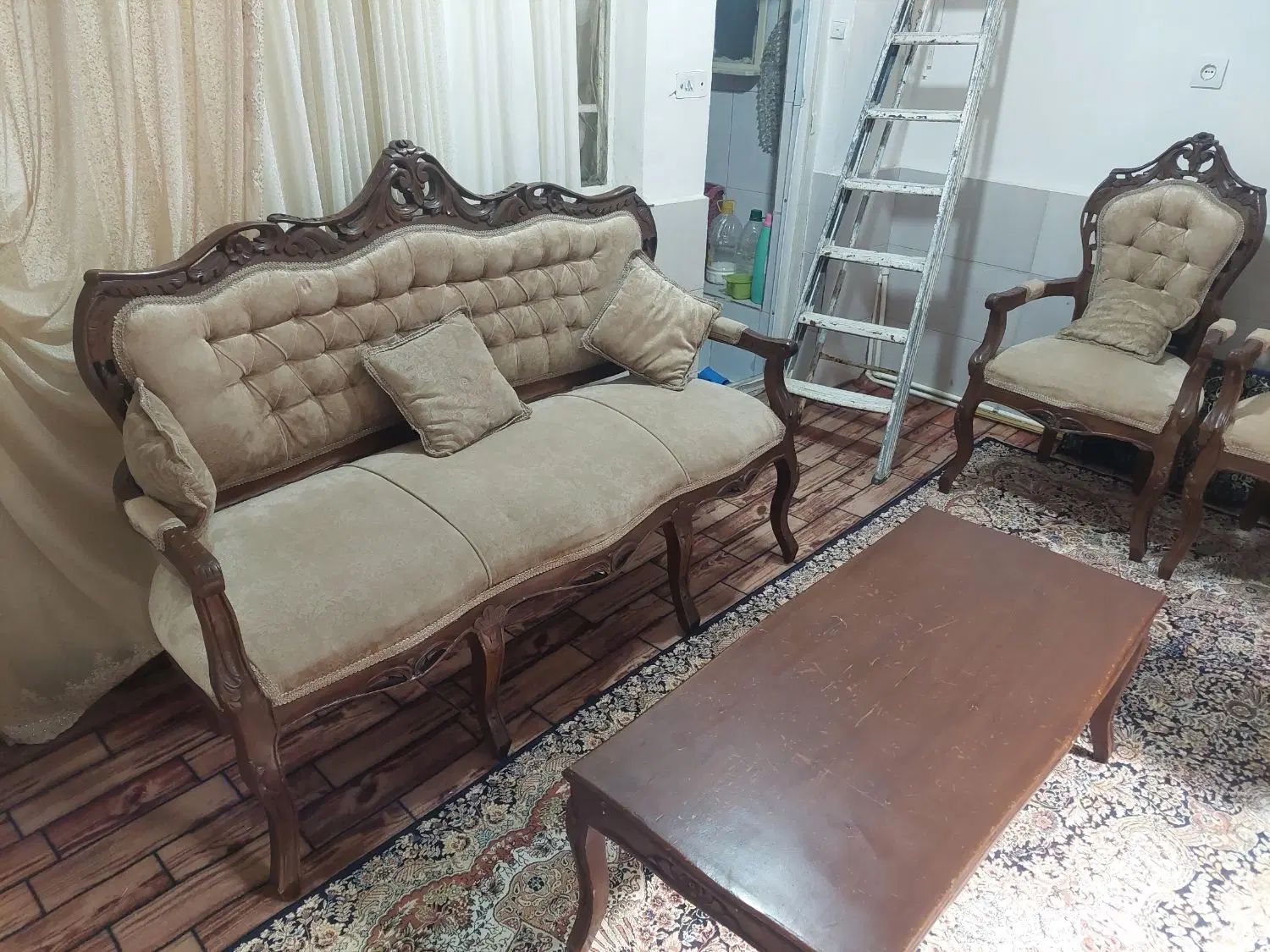 مبل سلطنتی جنس درجه یک|مبلمان خانگی و میز عسلی|مشهد, همت آباد|دیوار