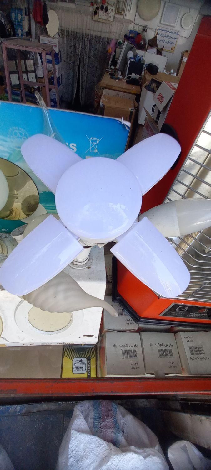 لامپ 36Wفوق کم مصرفLED پرنور طرح گل جمعشو|لامپ و چراغ|اردبیل, |دیوار