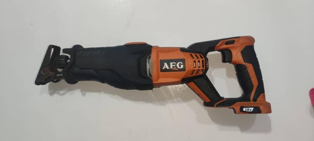 اره افقی بر AEG اورجینال|ابزارآلات|بندرعباس, |دیوار