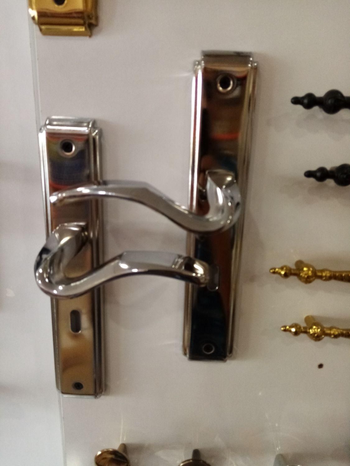 دستگیره کلیدی، سوئیچی، آپارتمانی|مصالح و تجهیزات ساختمان|مشهد, جاهد شهر|دیوار