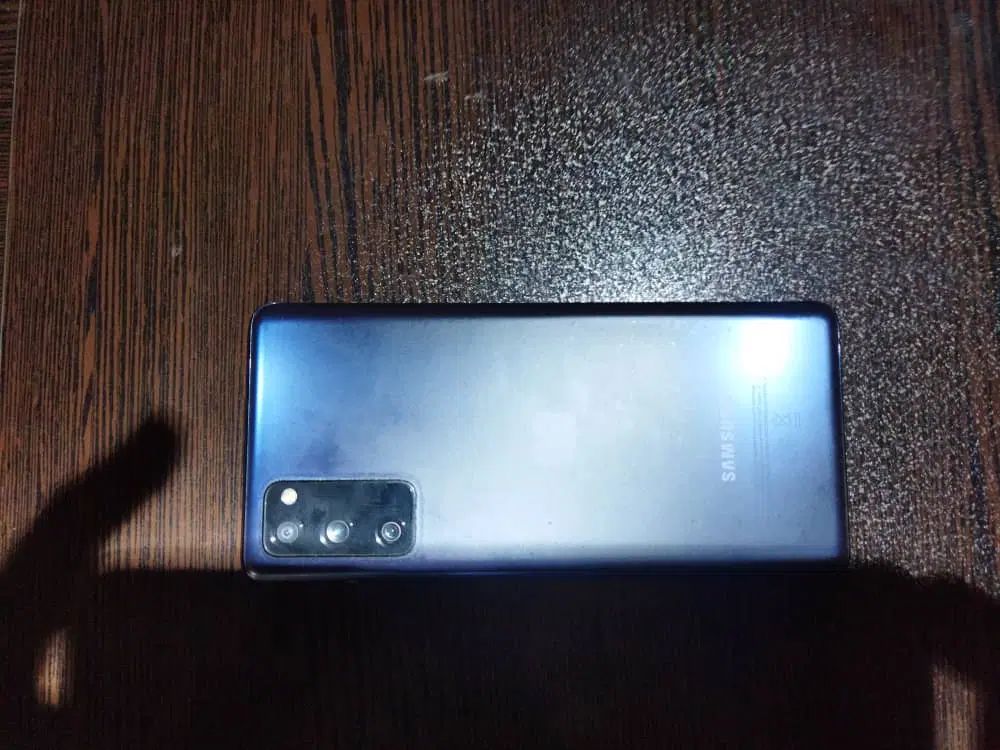 سامسونگ Galaxy S20 FE با حافظهٔ ۱۲۸‌گیگابایت‌+شارژ|موبایل|مشهد, الهیه|دیوار