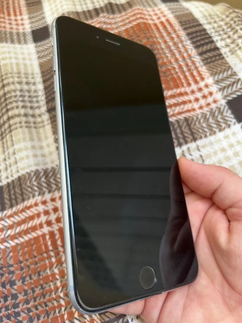 اپل iPhone 6 Plus با حافظهٔ ۱۶ گیگابایت|موبایل|اصفهان, خرم|دیوار