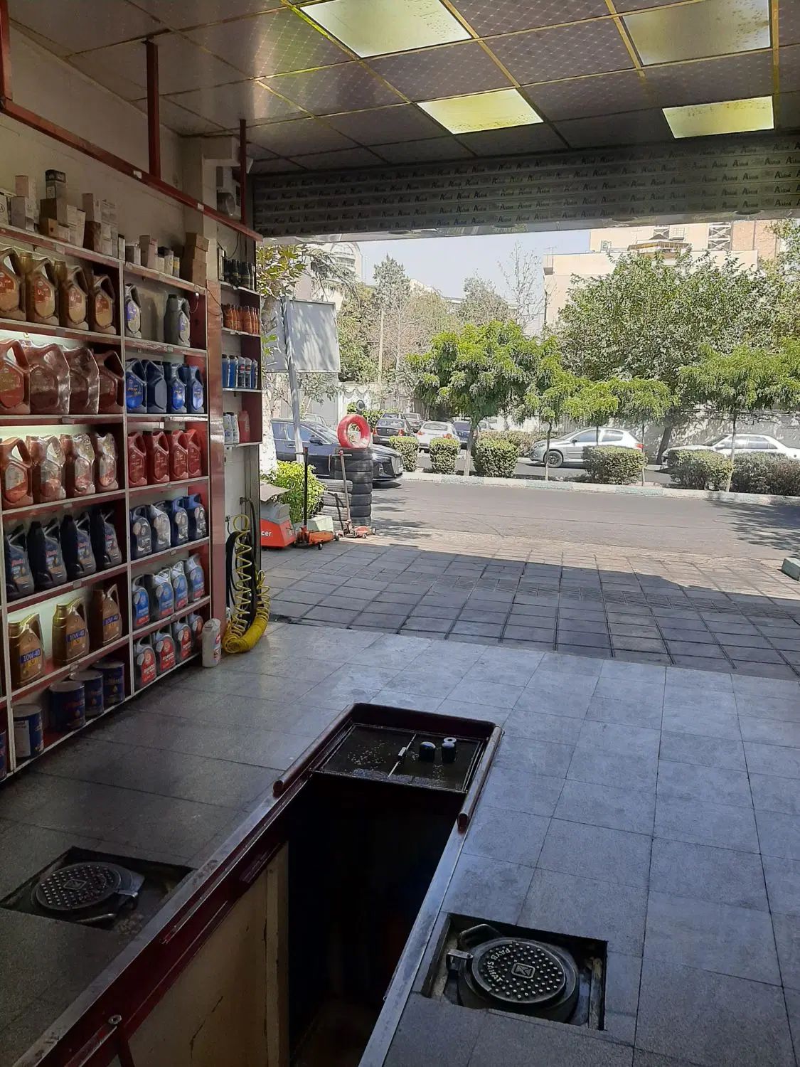 کارگر تعویض روغنی تازه کار یا نیمه وارد ونک|استخدام صنعتی، فنی، مهندسی|تهران, ده‌ونک|دیوار