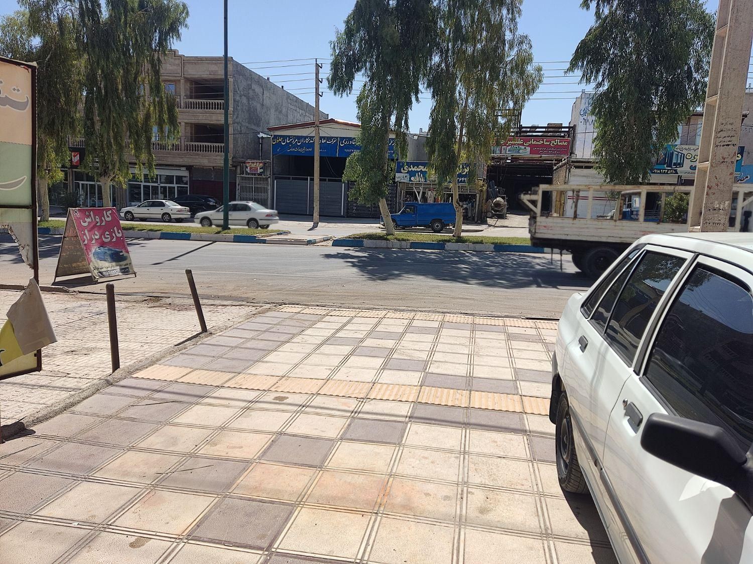 اجاره مغازه 100متری بالاتر از میدان قائم|اجارهٔ مغازه و غرفه|سرپل ذهاب, |دیوار