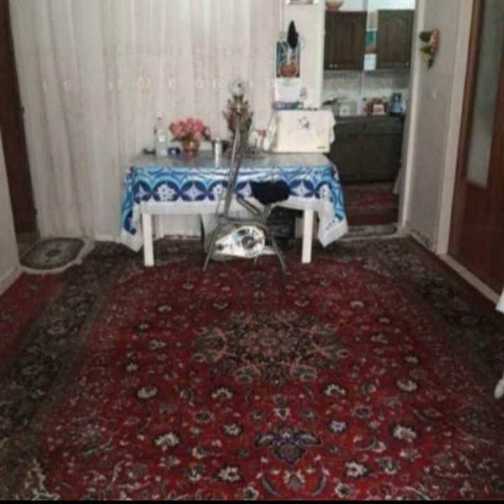 منزل ویلایی دو طبقه خیابان انقلاب|فروش خانه و ویلا|قم, چهار مردان|دیوار