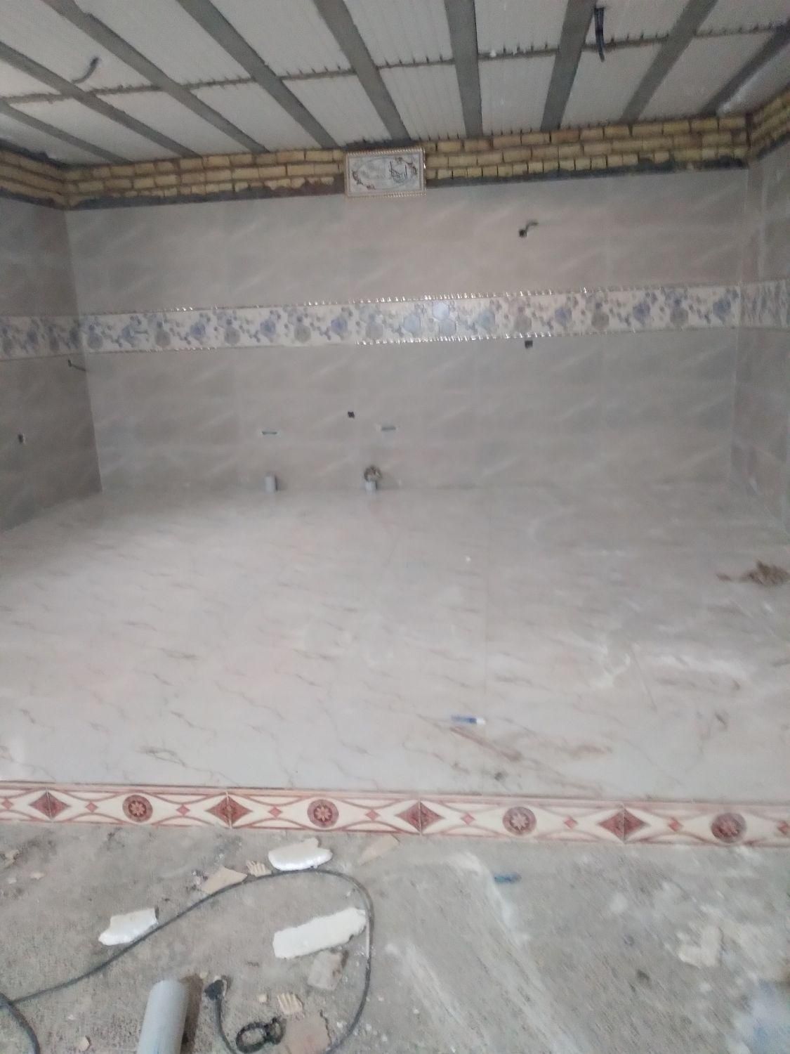 کاشی‌کار‌وسرامیک‌کار‌وموزاییک‌کاروسنگ‌کاشیکار|خدمات پیشه و مهارت|کوهدشت, |دیوار