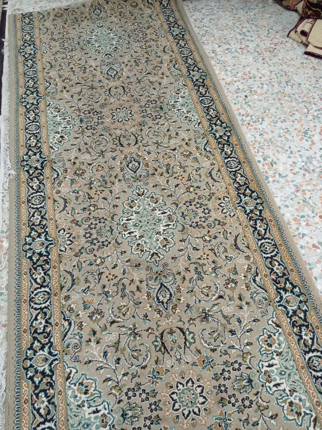 یک جفت کنار فرشی یک در سه و چهار|فرش|دوگنبدان, |دیوار