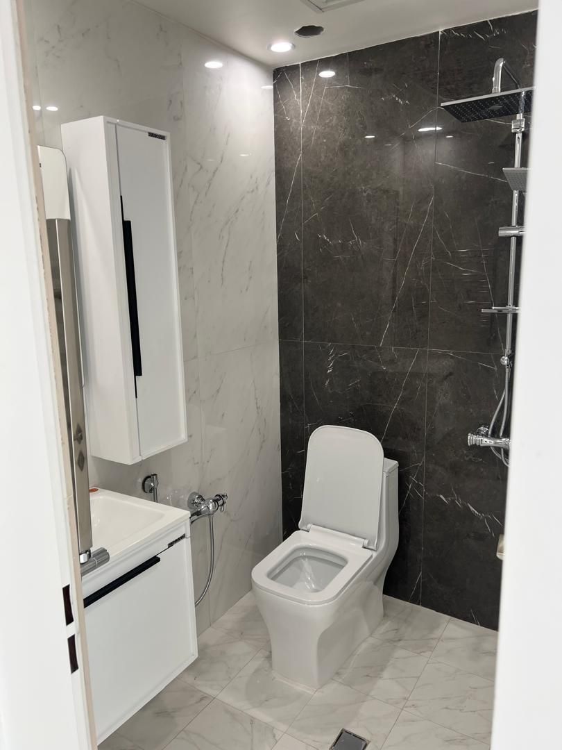 ۱۱۰متر صرافهاشمال  درحدنوساز  غرق‌نور امکانات‌کامل