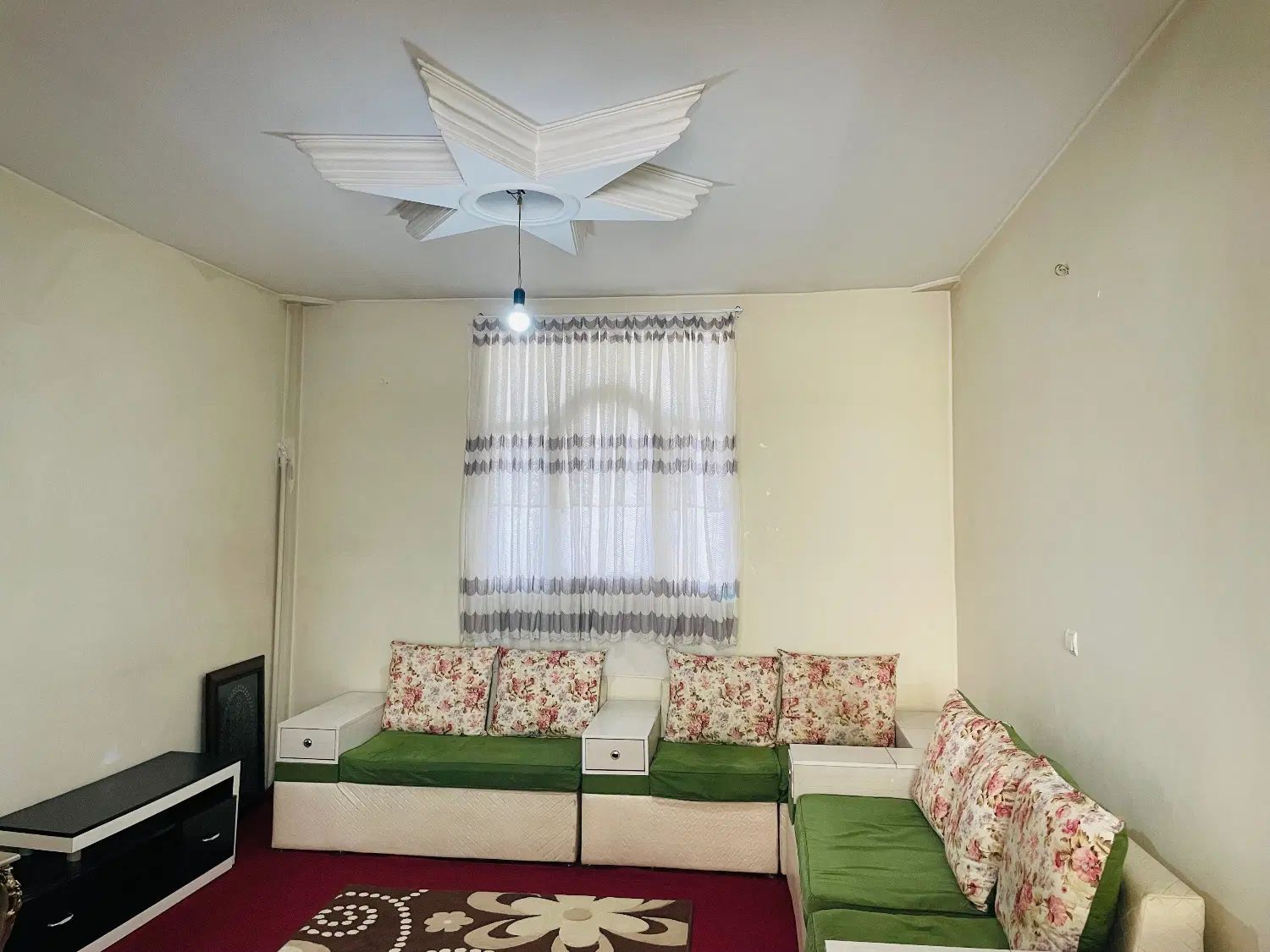 واحدآپارتمان درخیابان کارگرجنوبی|اجارهٔ کوتاه‌مدت آپارتمان و سوئیت|تهران, انبار نفت|دیوار