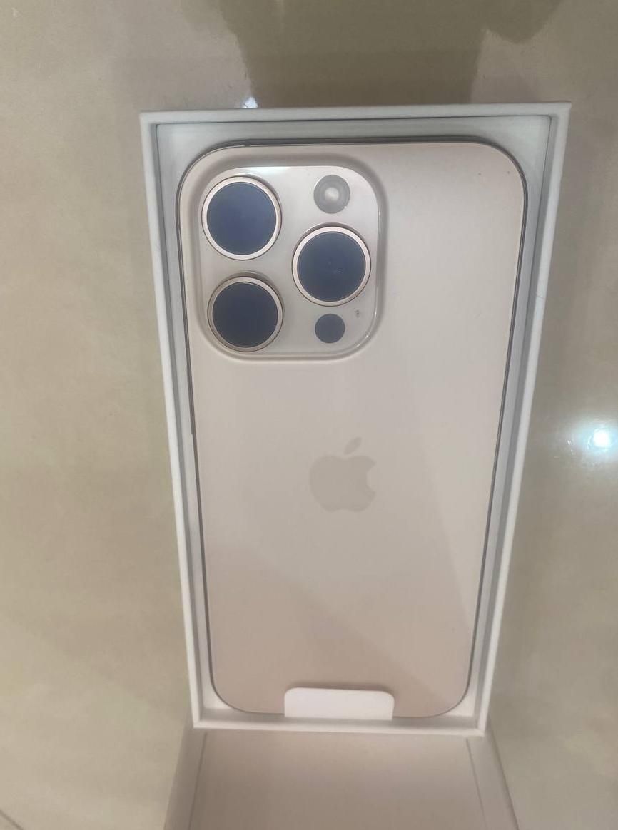 اپل iPhone 16 Pro با حافظهٔ ۲۵۶ گیگابایت|موبایل|تهران, نیاوران|دیوار