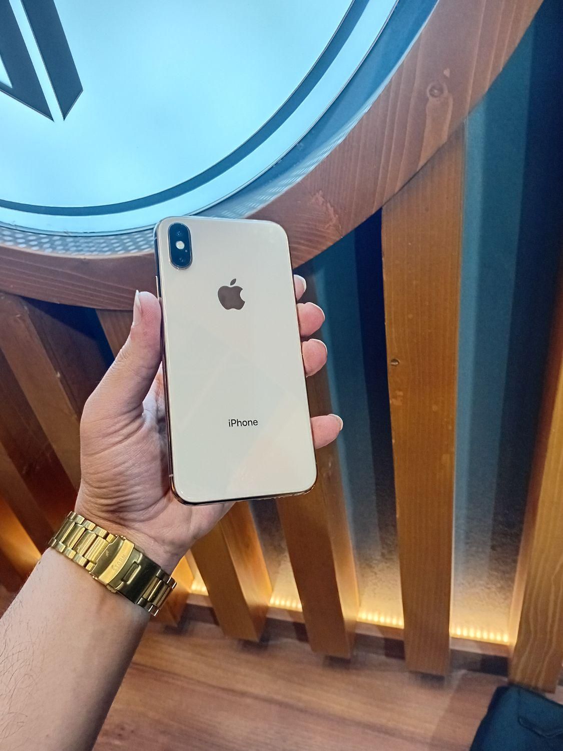اپل iPhone XS با حافظهٔ ۶۴ گیگابایت|موبایل|اصفهان, شیخ اشراق|دیوار